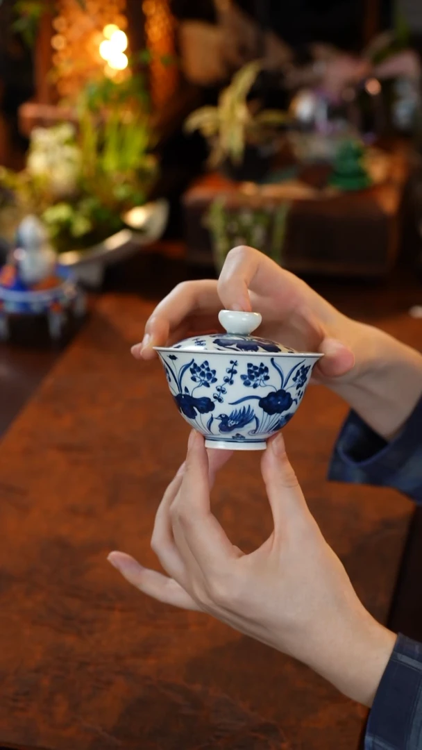 青花鸳鸯盖碗