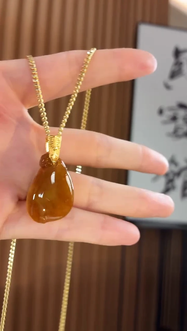 吊坠(不含链)18K金镶嵌翡翠吊坠