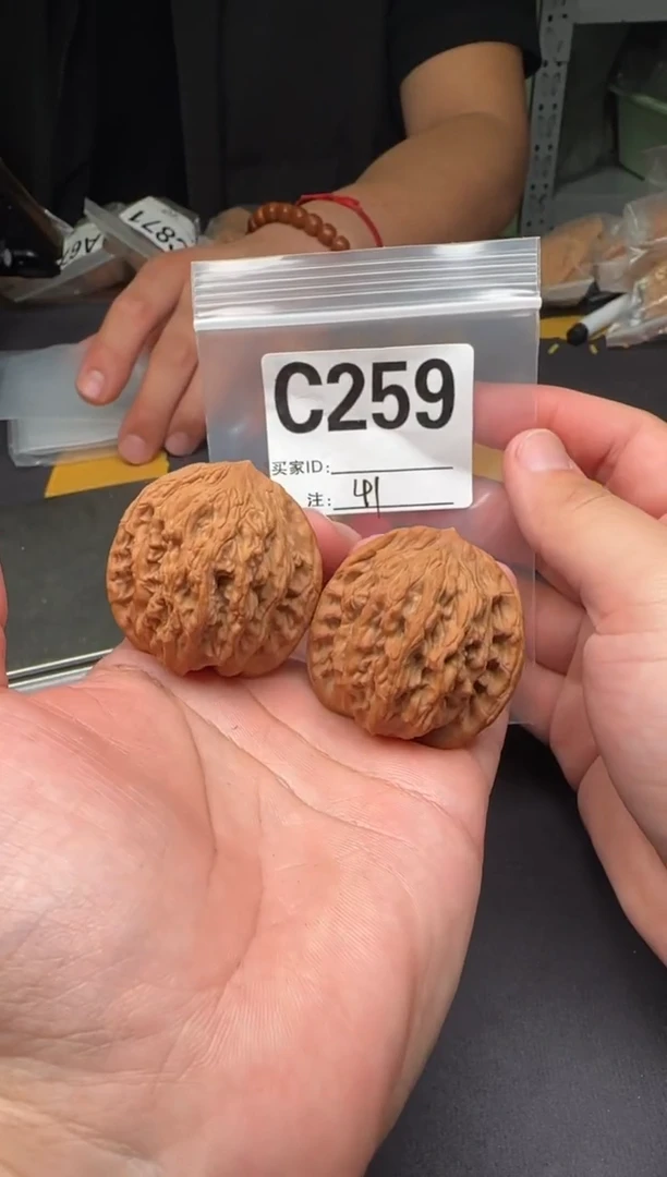 吊坠文玩核桃麦虎41-C259