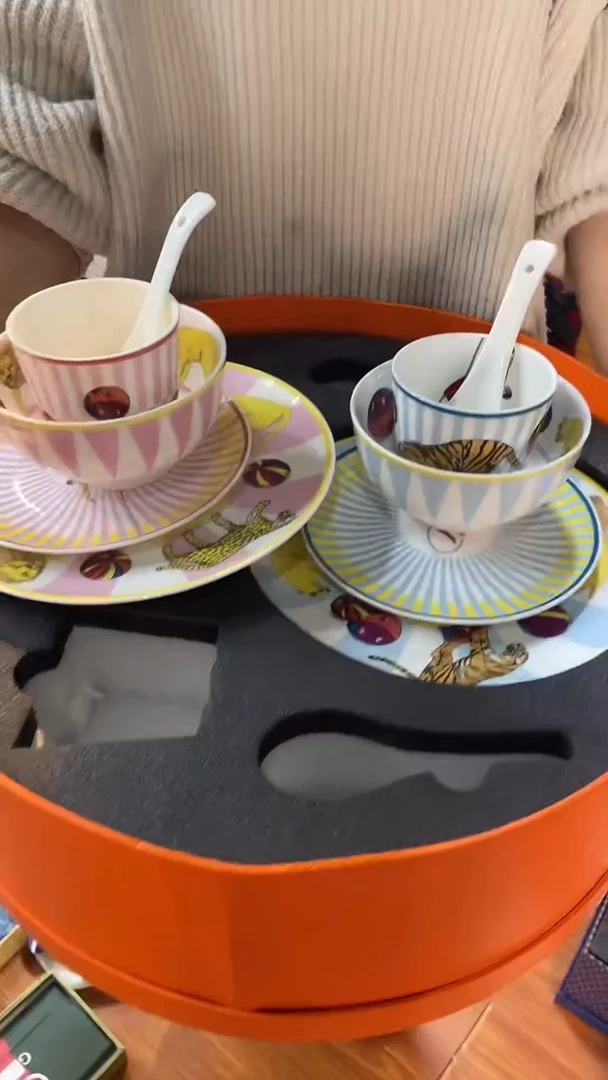 杯鸿辉家品牌瓷器，京东包邮！