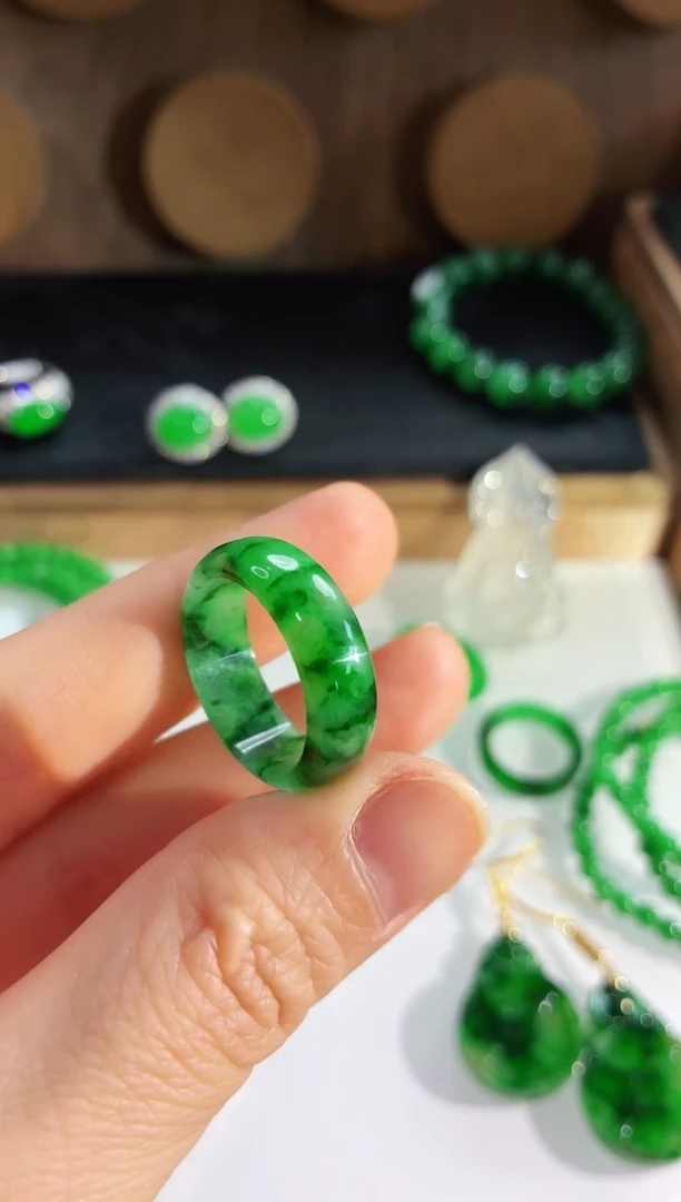 翡翠戒指未镶嵌戒指16