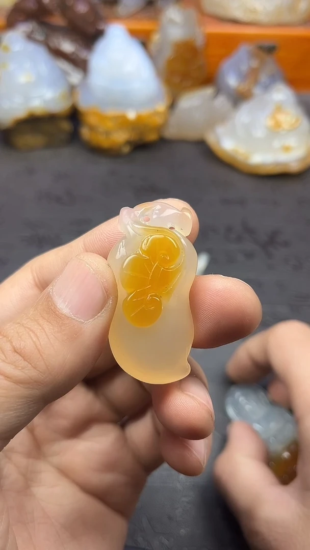 【闪购商品】玛瑙/玉髓吊坠未镶嵌1