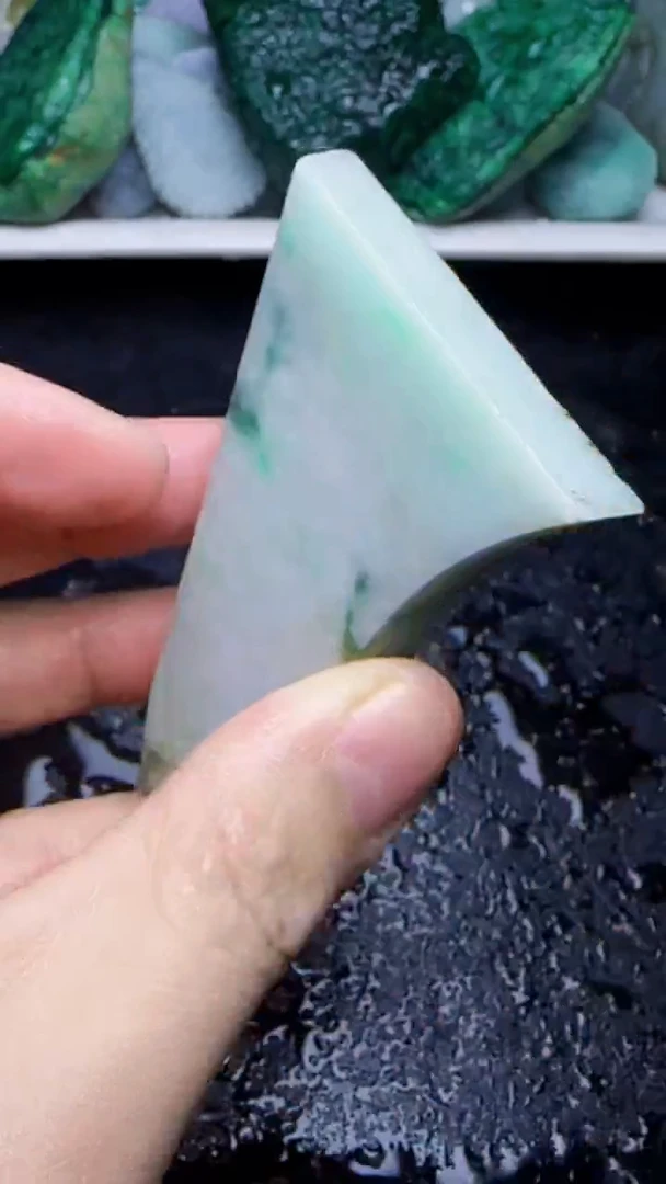 未镶嵌挂件翡翠072