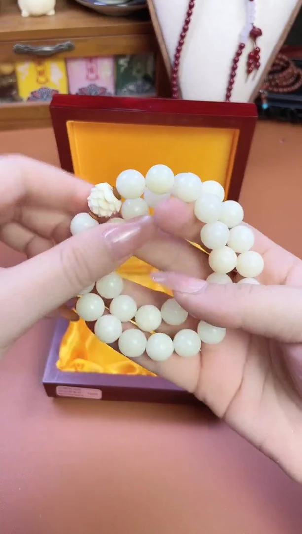 非洲檀香无事牌菩提木质串珠手串/多发性其一/不带盒子