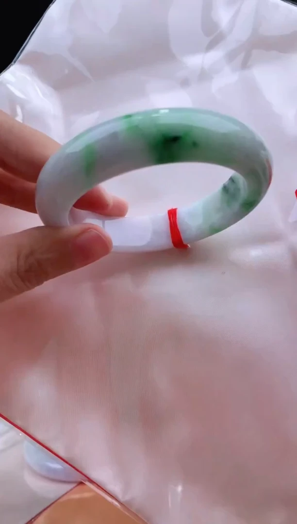 未镶嵌手镯翡翠55