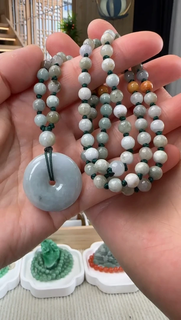 翡翠挂件未镶嵌吊坠