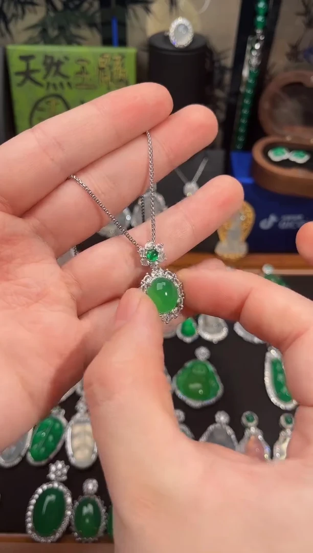 合金吊坠(赠链)玛瑙/玉髓738号