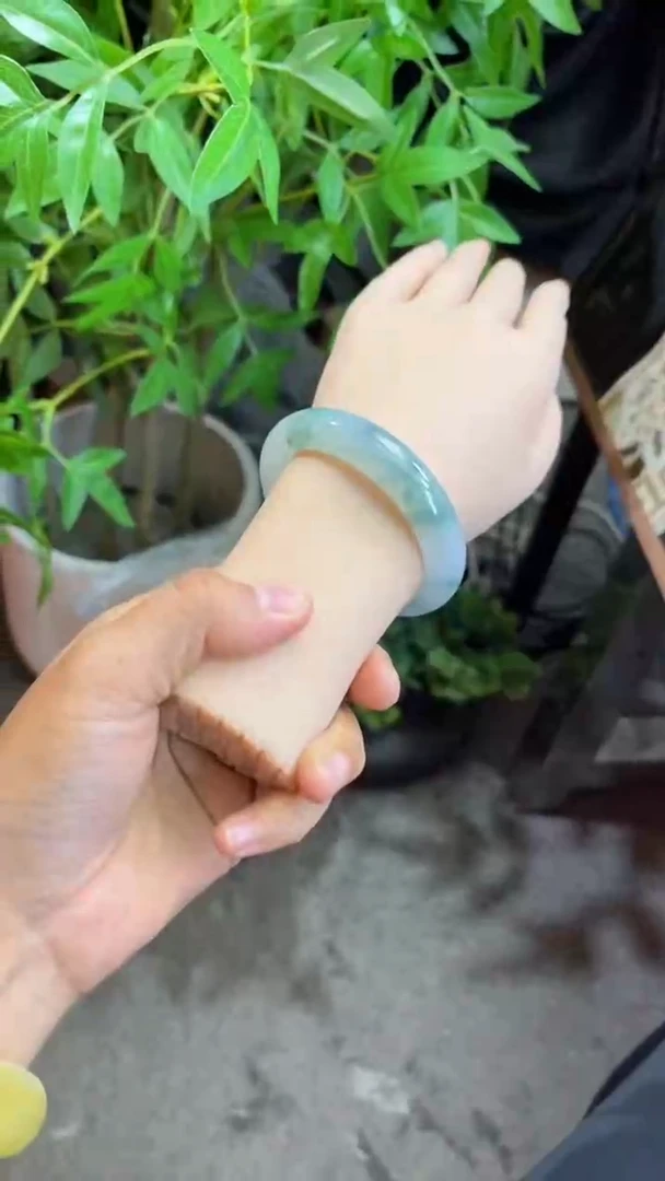 【闪购商品】翡翠手镯未镶嵌翡翠手镯