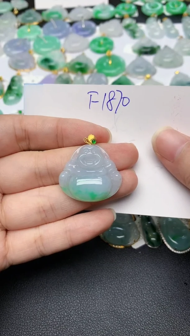 颈饰18K金镶嵌翡翠 天然缅甸A货翡翠百元以上9元证书费自理