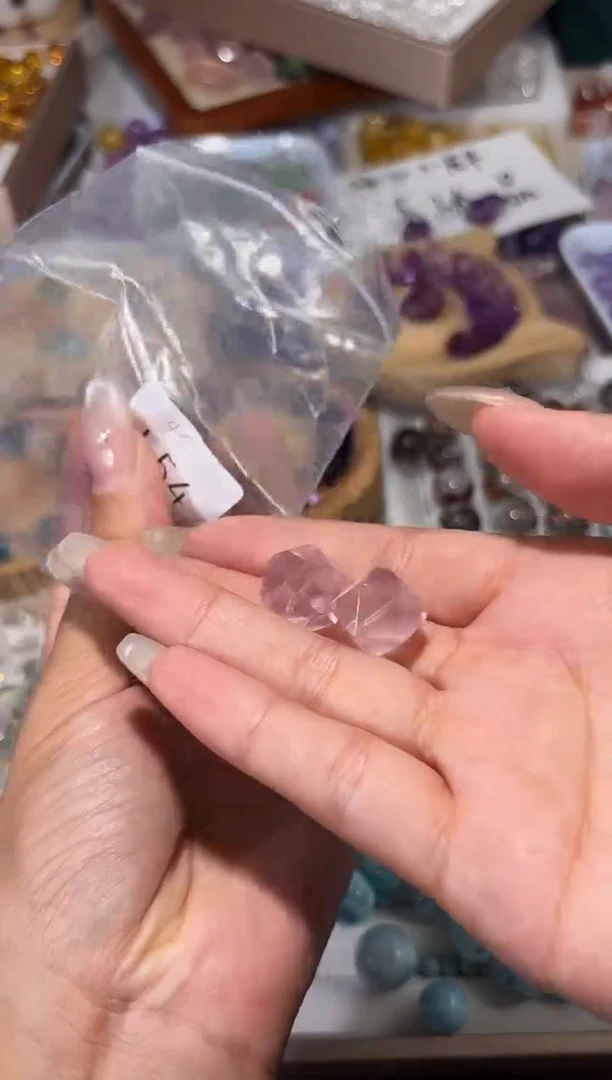 水晶手串未镶嵌L54粉水八角一个