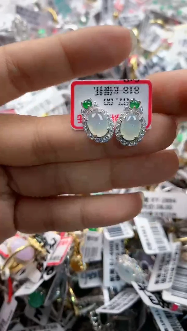 银S925镶嵌戒指翡翠888    9