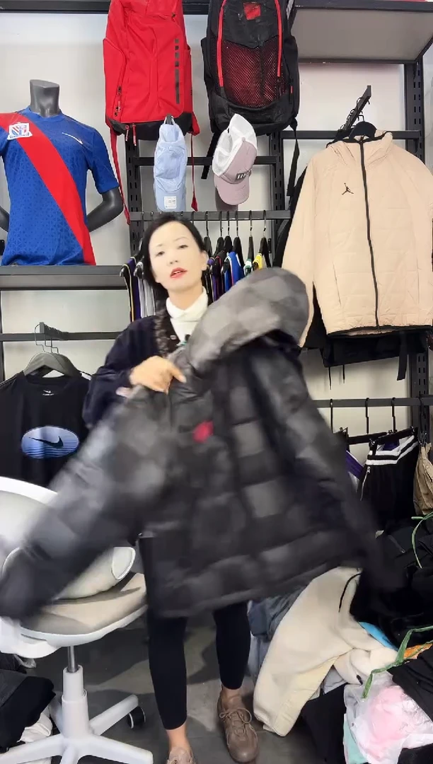 499  ·编码 瑕疵款直播间过款为准 尺码·L 175