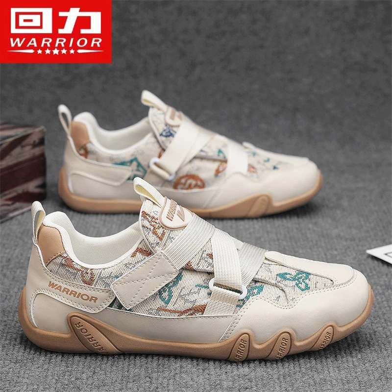 回力男鞋冬季新款时尚刺绣百搭休闲运动鞋男款潮鞋男生上班一脚蹬
