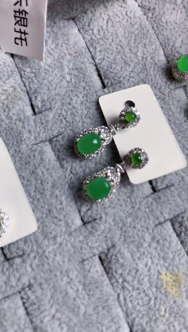 银S925镶嵌戒指翡翠666   10