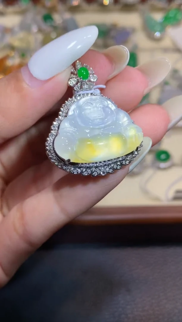 颈饰18K金镶嵌翡翠1
