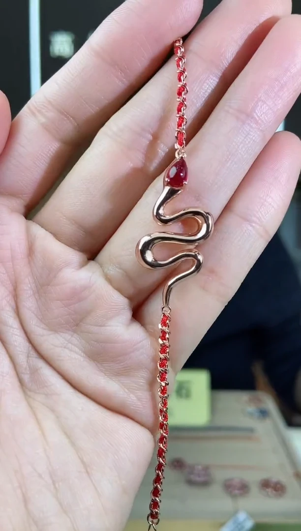 【闪购商品】红宝石手链银S925镶嵌手链