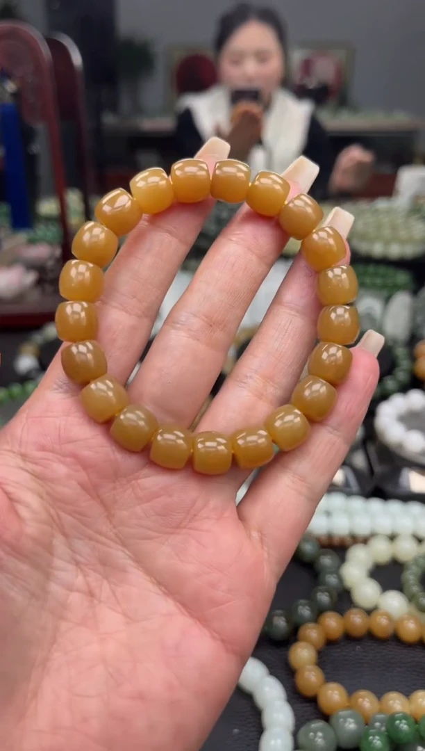 【闪购商品】和田玉手串未镶嵌新疆且末红糖卡10