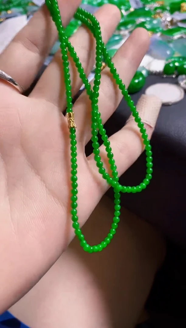 翡翠未镶嵌颈饰珠链