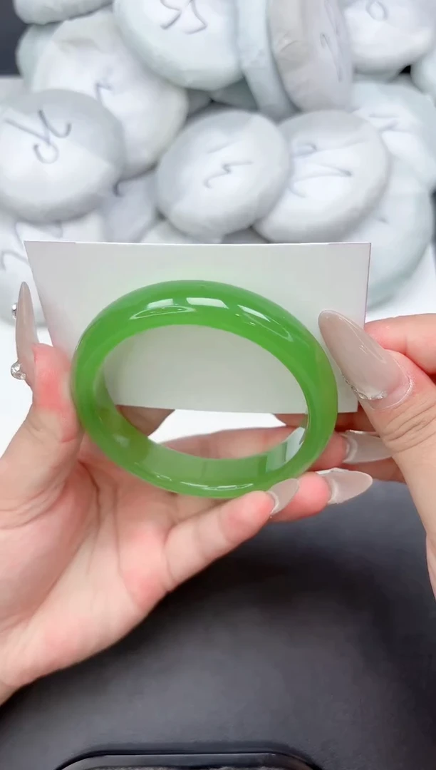 未镶嵌手镯石英质玉196-60.6