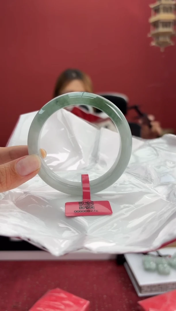 翡翠手镯未镶嵌12手镯