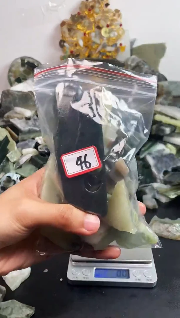 未镶嵌和田玉摆件46