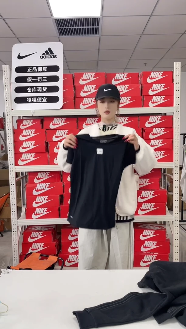 编码435  尺码m  胸围衣长  正品直播间过款