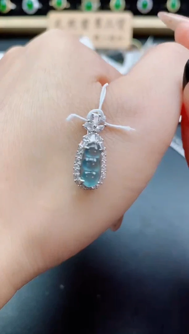 吊坠(赠链)银S925镶嵌翡翠1