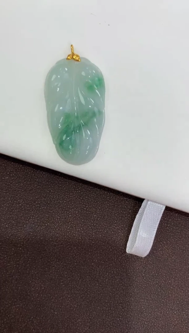 翡翠18K金镶嵌吊坠(赠链)天然缅甸a货翡翠