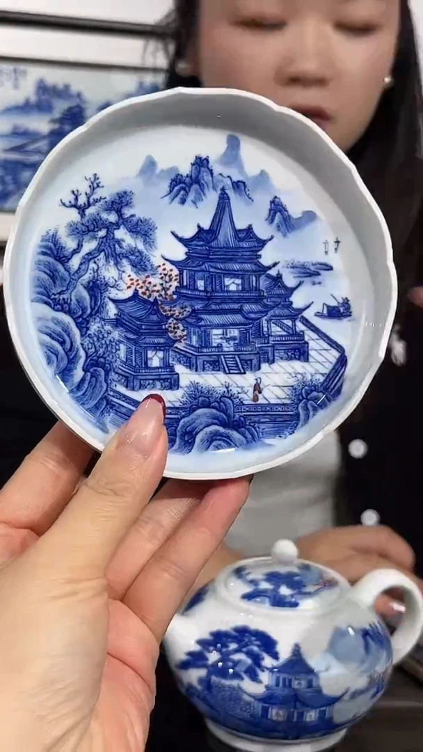 摆件【瓷博会】吴小琴36