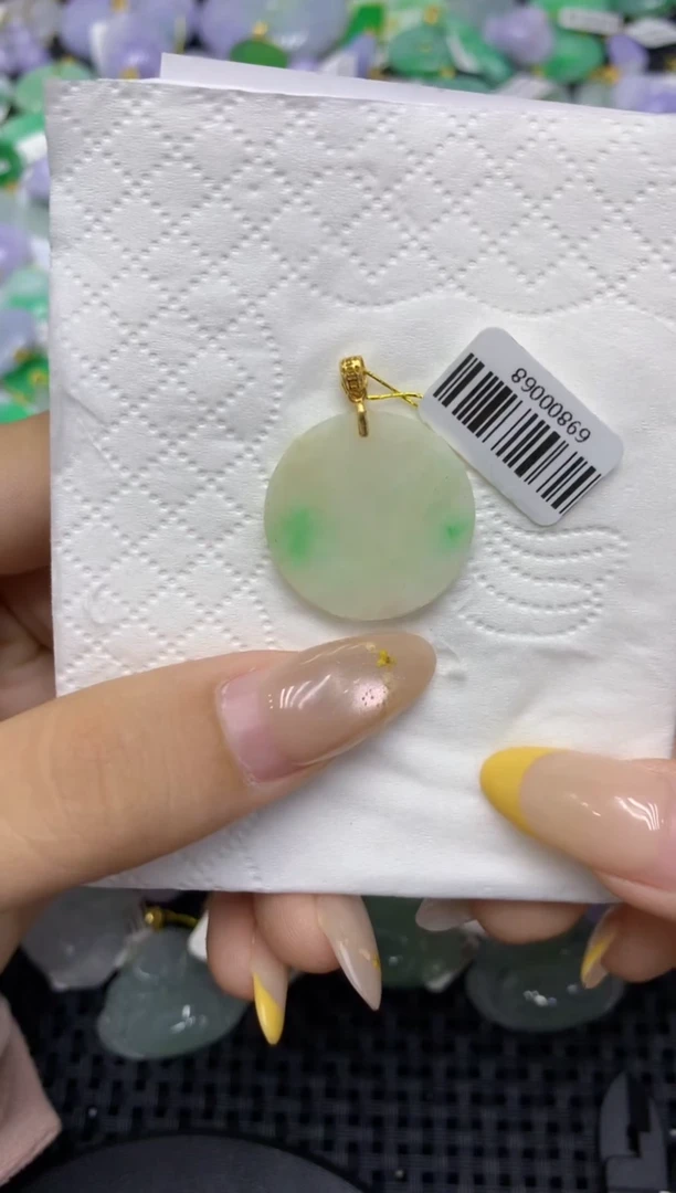 颈饰未镶嵌翡翠天然缅甸翡翠A货