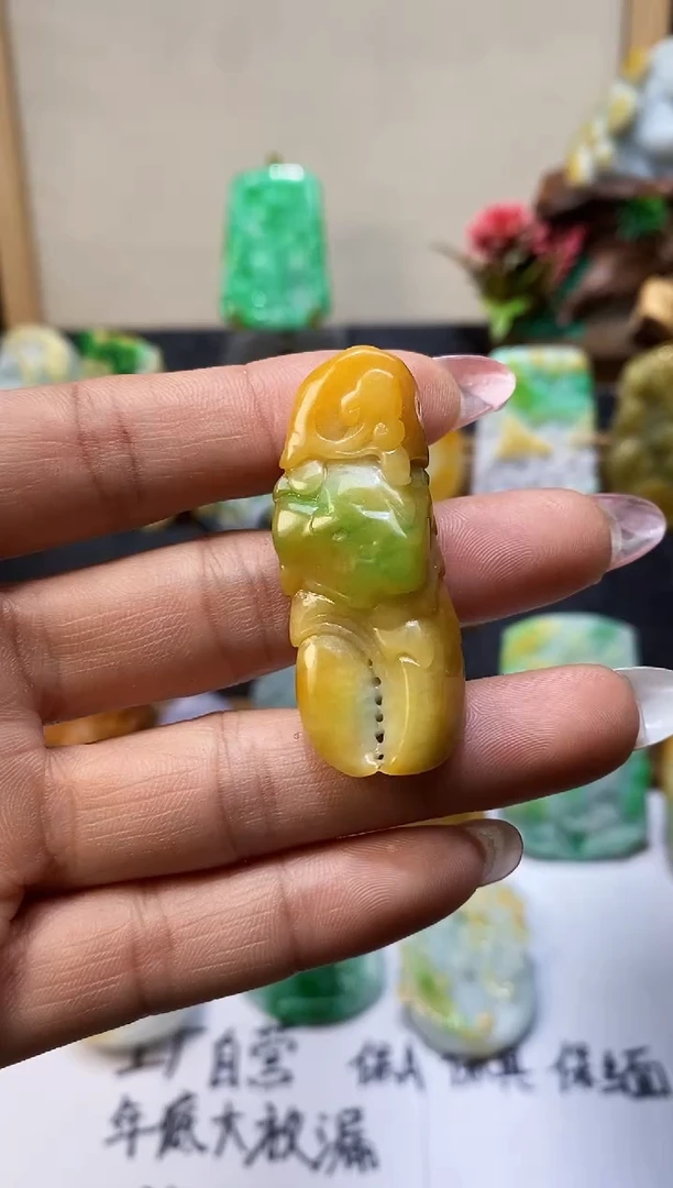 【闪购商品】定制翡翠未镶嵌A货翡翠