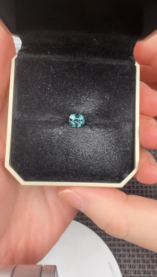 【闪购商品】尖晶石裸石未镶嵌1.3ct-B012353