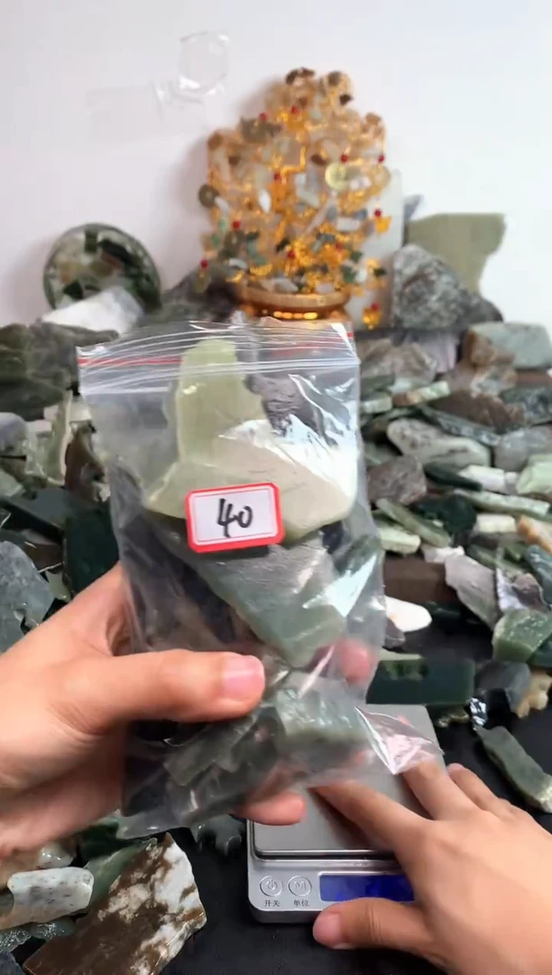 未镶嵌和田玉摆件40