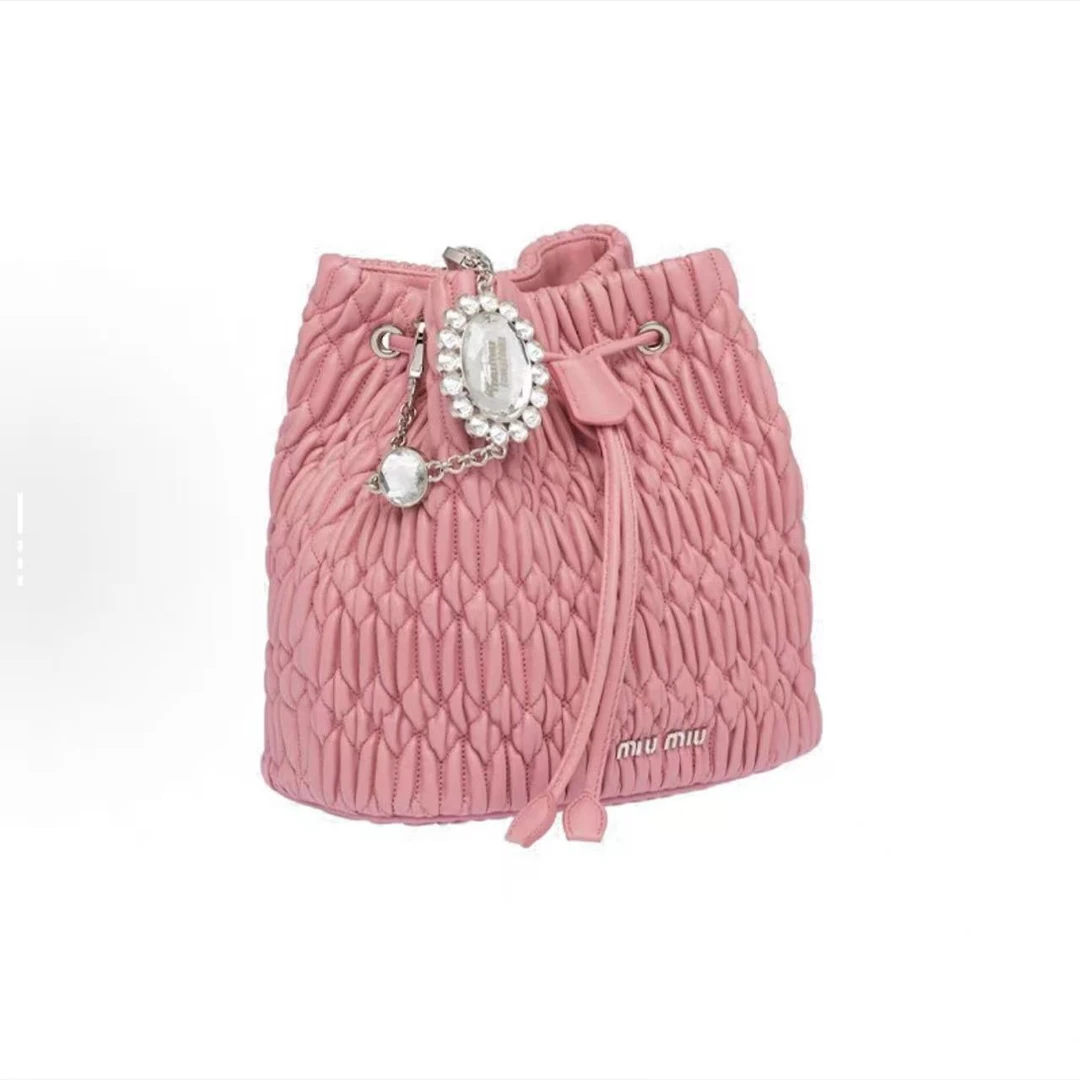 95新 MIU MIU/缪缪 胖虎安安/缪缪/95新/公价0/箱包/06260092