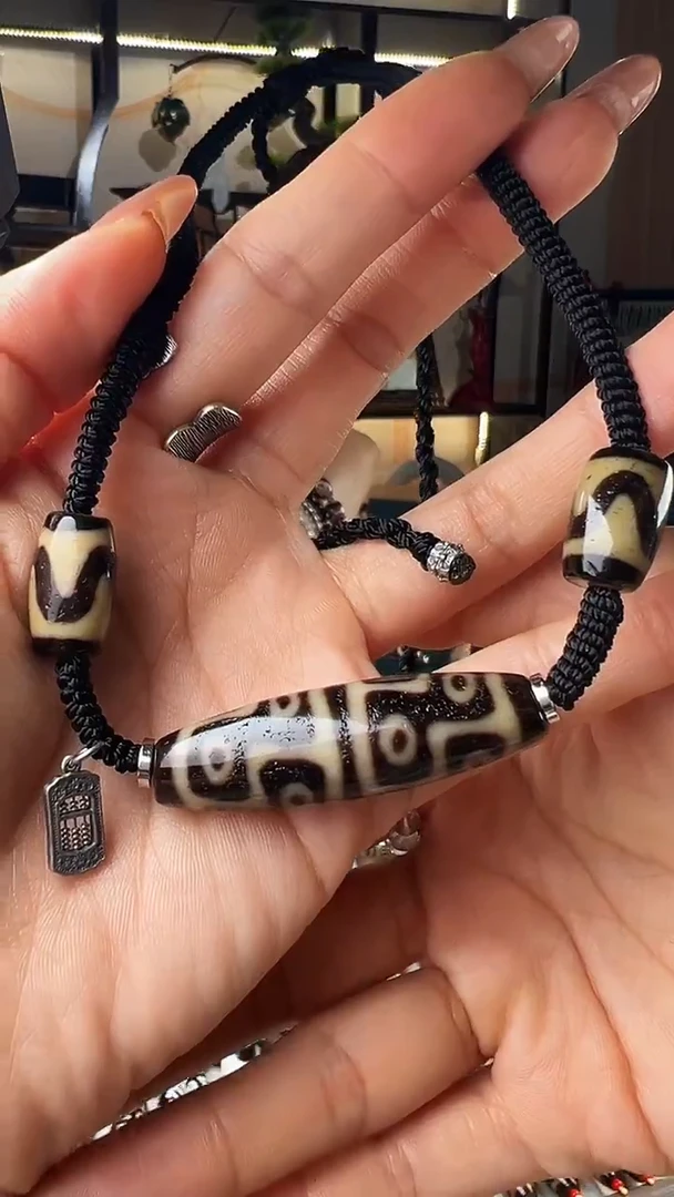 未镶嵌颈饰玛瑙/玉髓冷****6十二眼