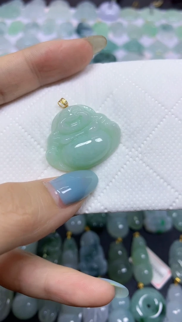 翡翠18K金镶嵌颈饰天然翡翠A货