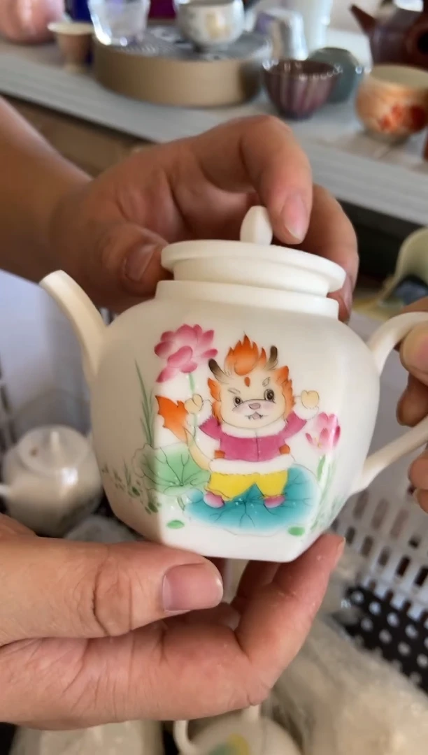 杯无运费险有瑕疵的摄影的产品有使用过的痕迹有点脏介意勿拍