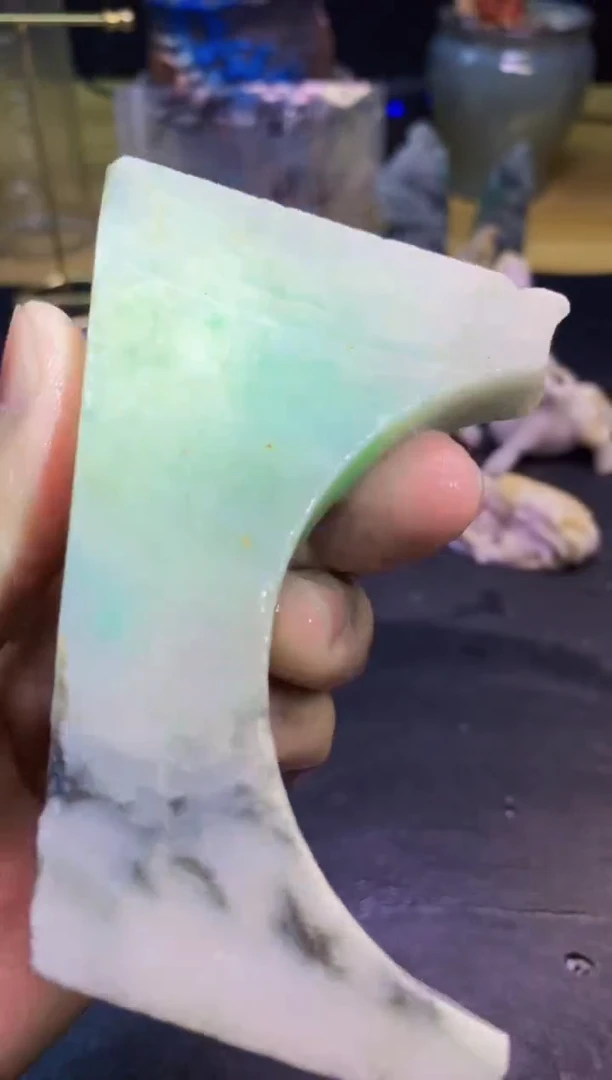 翡翠未镶嵌颈饰天然翡翠044