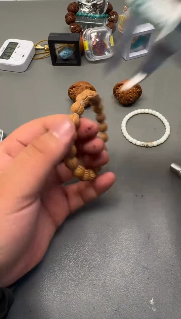 【闪购商品】猴头核桃吊坠桃核手串