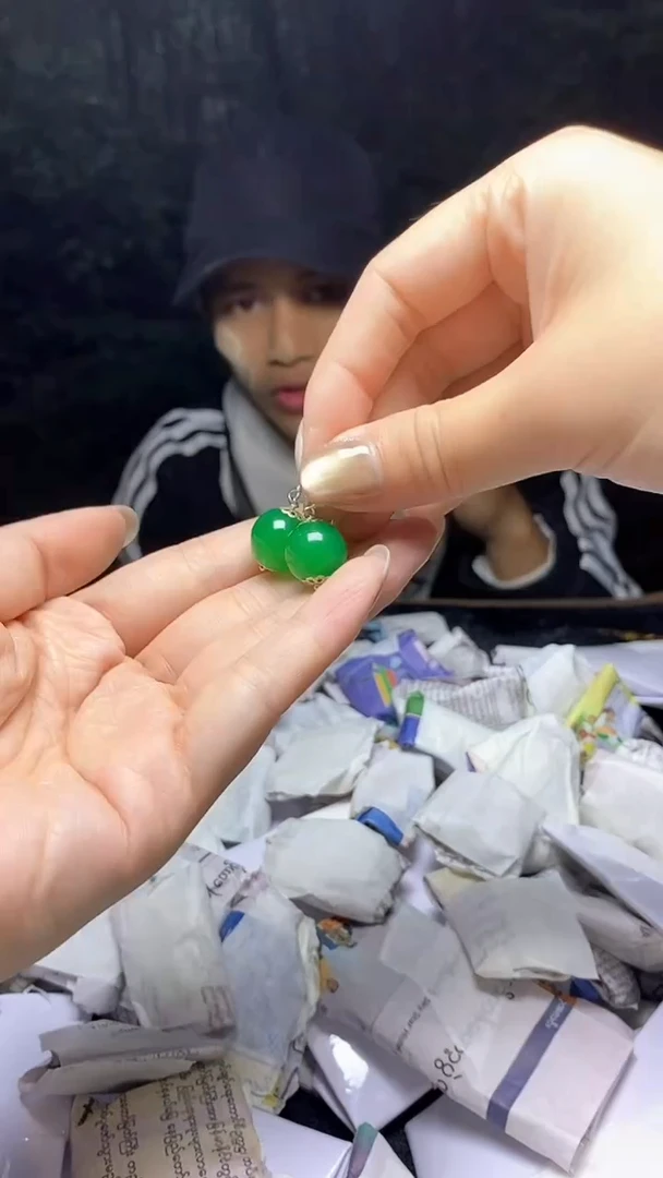 满色吊坠 所见即所得！