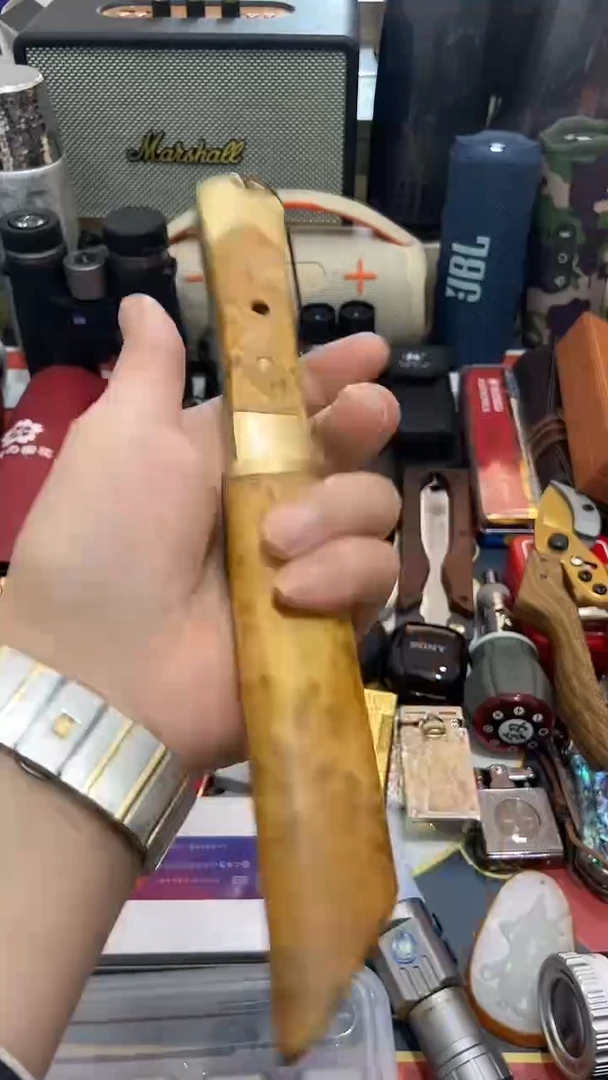 瓷片闪购商品 如图所示