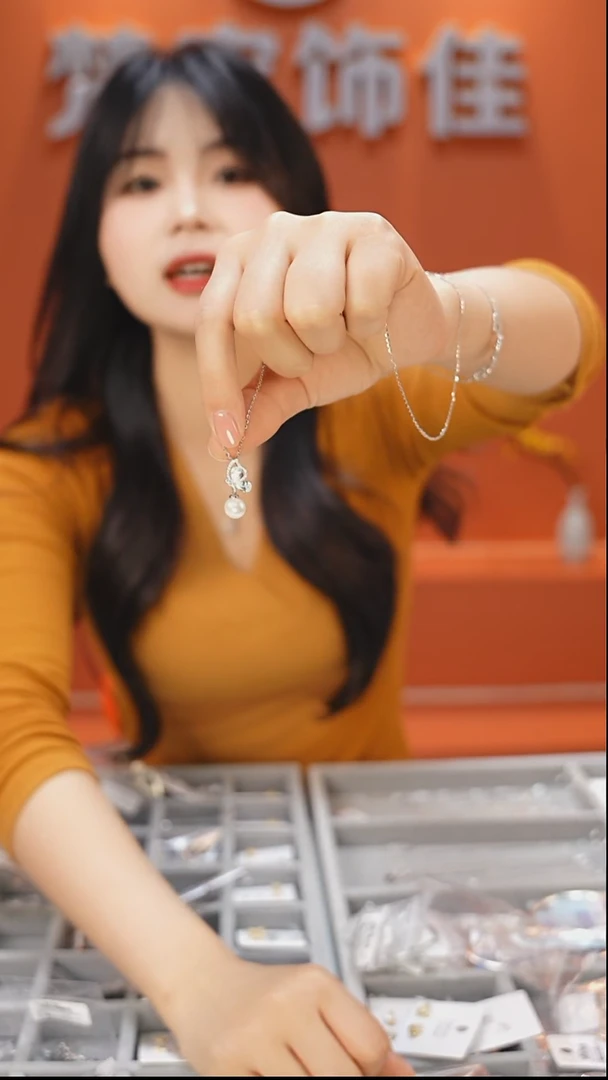 无非金属纯银蝴蝶珠子
