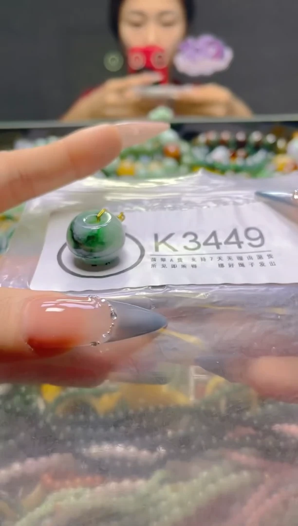 颈饰未镶嵌翡翠/K/翡翠A货，一件也是批发价