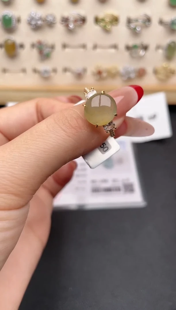 【闪购商品】翡翠戒指银S925镶嵌一物一证一礼盒