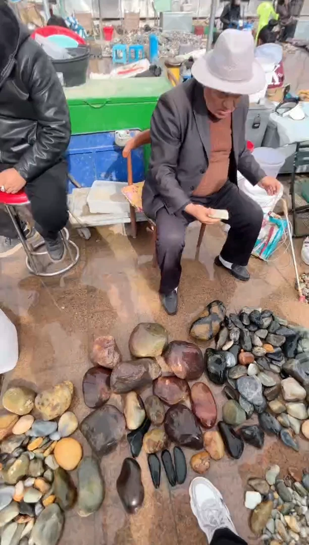 未镶嵌和田玉挂件和田玉