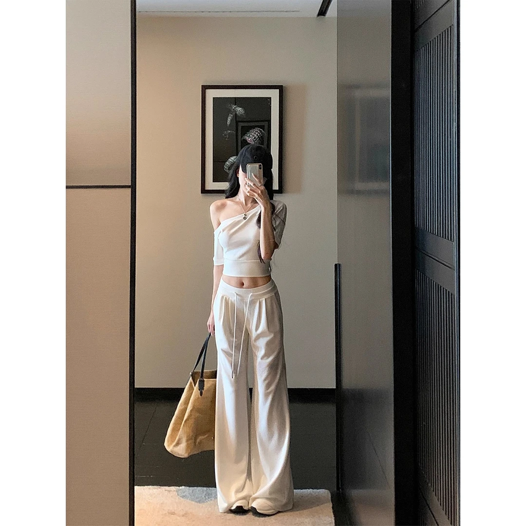 法式斜肩露腰短袖上衣纯欲慵懒风女装夏季时尚高腰显瘦直筒长裤