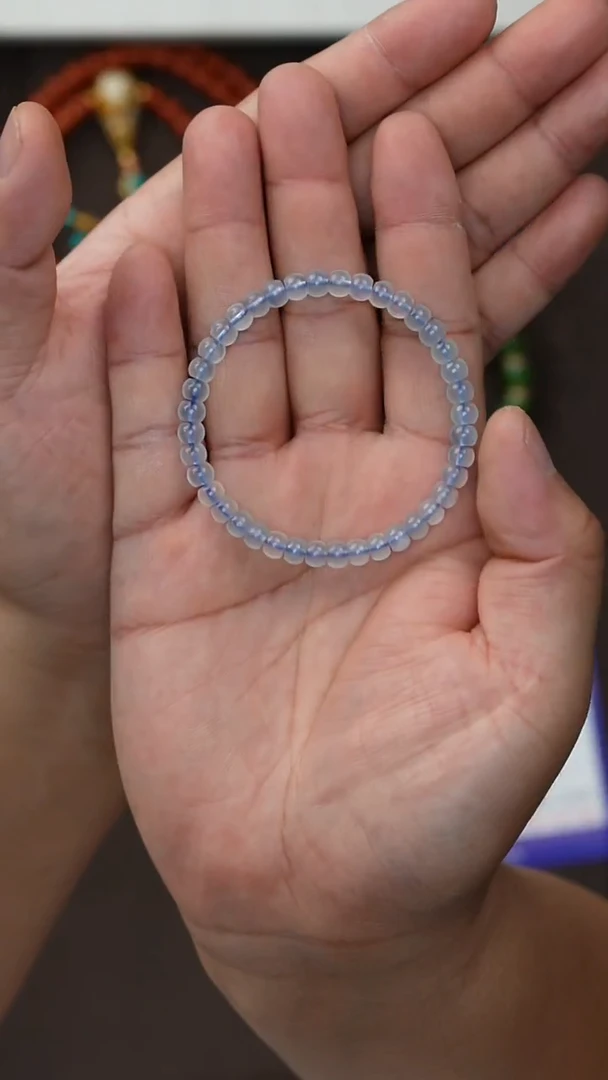 未镶嵌手串海蓝宝石心**水海蓝宝手串