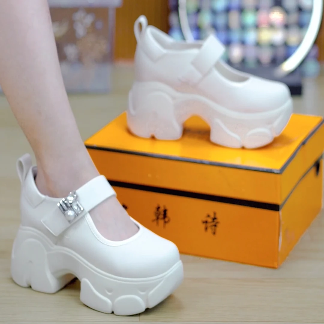 8cm魔术贴水钻厚底乐福鞋2025秋季新款时尚休闲松糕百搭单鞋