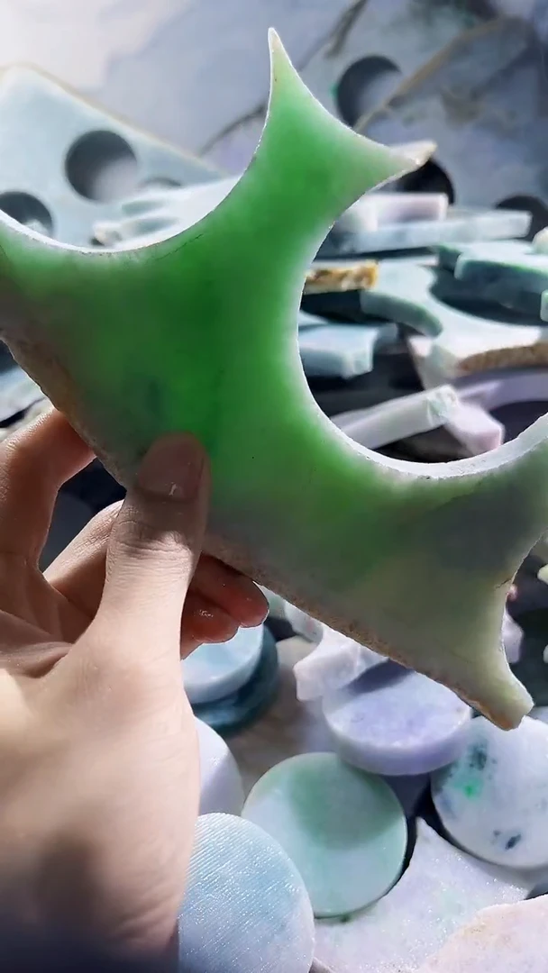 翡翠裸石缅甸翡翠A货陈6094