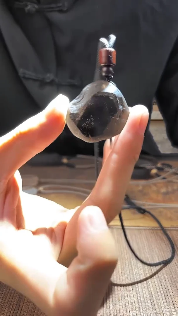 未镶嵌吊坠(赠链)水晶水晶